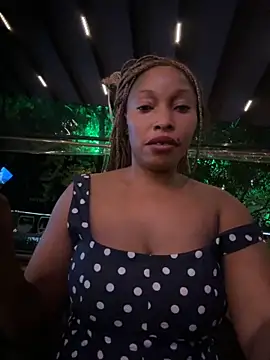 Snapshot of kinghtwalker chatting on 27, 11, 2025 kinghtwalker online show from 27, 11, 2025