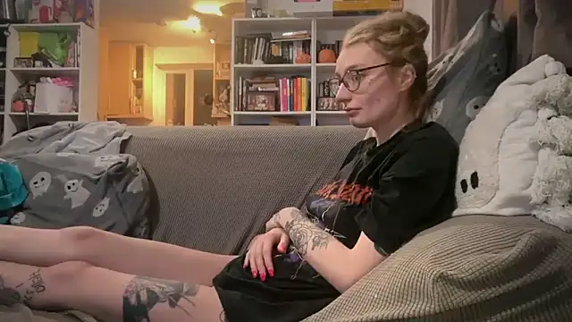 harleyblair online show from 12, 5, 2026