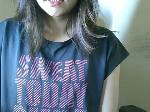 Honey-darlin online show from 29, 9, 2025