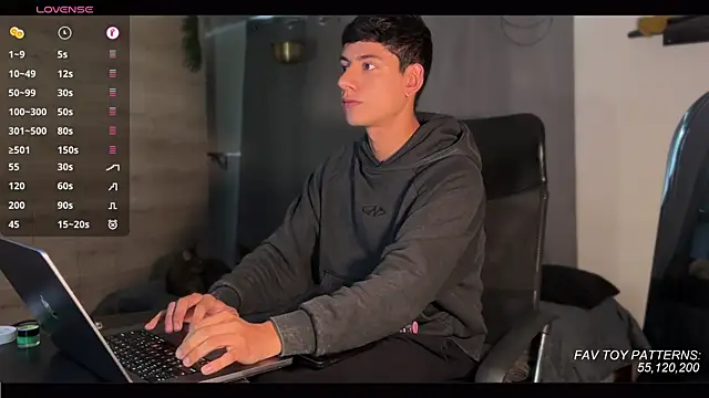 Snapshot of jim_dj chatting on 31, 3, 2026 jim dj online show from 31, 3, 2026