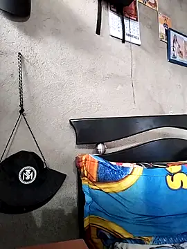 Tussi-amor online show from 15, 9, 2025