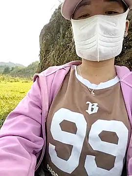 Snapshot of asian_2k chatting on 12, 10, 2025 asian 2k online show from 12, 10, 2025