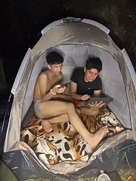 Kailertwink online show from 13, 5, 2026