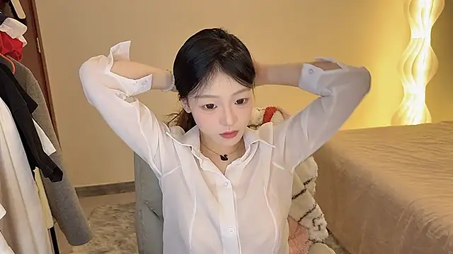 Snapshot of Robin-o3 chatting on 3, 12, 2025 Robin-o3 online show from 3, 12, 2025