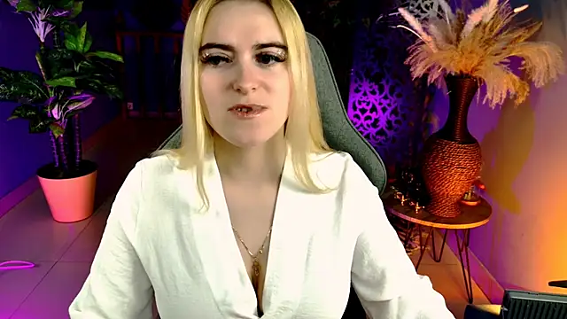 Stef Nicks online show from 4, 5, 2026