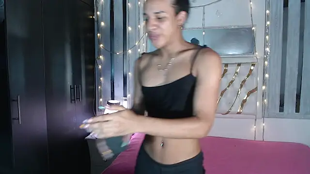 Snapshot of julieta_sweet_ chatting on 20, 9, 2025 julieta sweet  online show from 20, 9, 2025