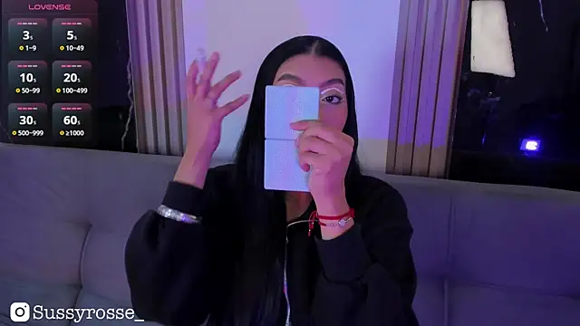 Snapshot of Sussyrosse_ chatting on 14, 12, 2025 Sussyrosse online show from 14, 12, 2025