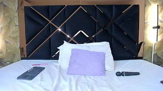 Snapshot of AliciaJerez1 chatting on 11, 10, 2025 AliciaJerez1 online show from 11, 10, 2025