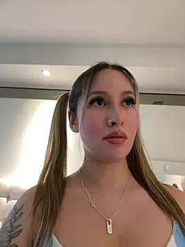 Snapshot of miagarcia250 chatting on 16, 7, 2026 miagarcia250 online show from 16, 7, 2026