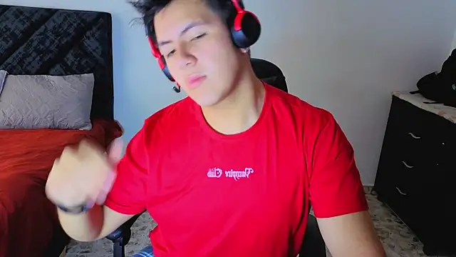 Snapshot of Ryan_Doretti chatting on 2, 10, 2025 Ryan Doretti online show from 2, 10, 2025