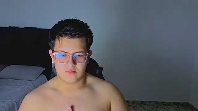 Snapshot of Ryan_Doretti chatting on 4, 10, 2025 Ryan Doretti online show from 4, 10, 2025