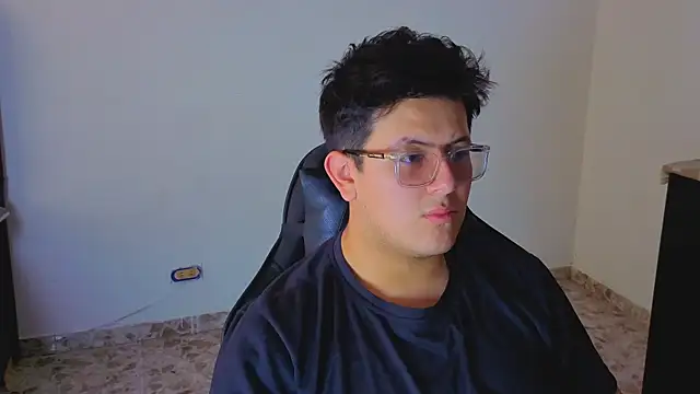 Snapshot of Ryan_Doretti chatting on 10, 10, 2025 Ryan Doretti online show from 10, 10, 2025