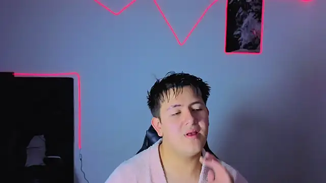 Snapshot of Ryan_Doretti chatting on 4, 11, 2025 Ryan Doretti online show from 4, 11, 2025