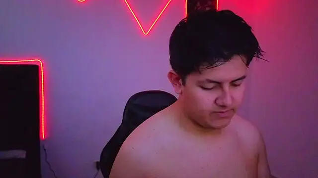 Snapshot of Ryan_Doretti chatting on 8, 11, 2025 Ryan Doretti online show from 8, 11, 2025