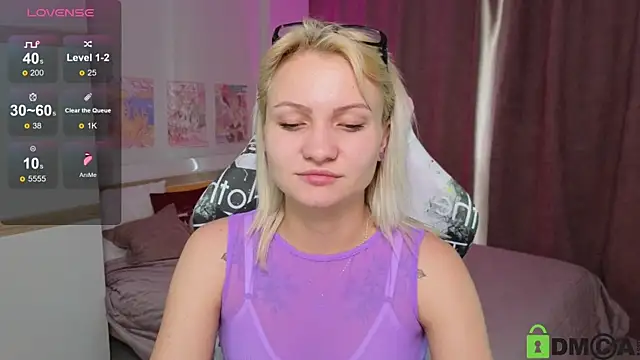 Cameronlovely  online show from 18, 9, 2025