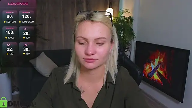 Cameronlovely  online show from 22, 10, 2025