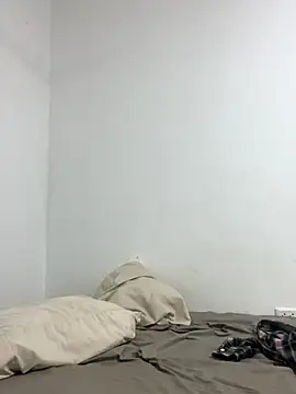 johanageminis online show from 4, 10, 2025