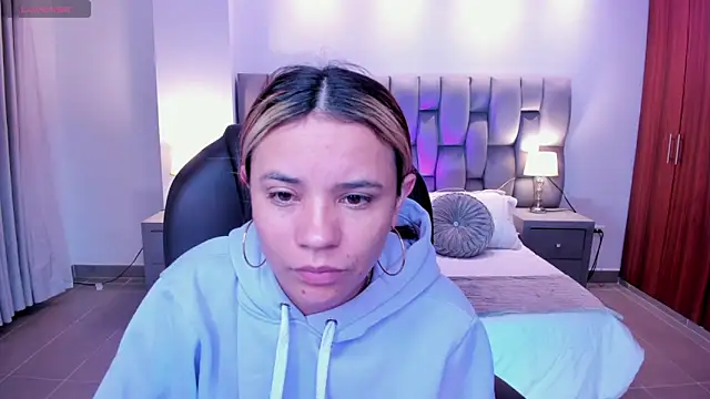 Celestee rain online show from 14, 9, 2025