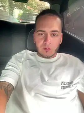 Snapshot of Pablo_EscobarGomez chatting on 12, 1, 2026 Pablo EscobarGomez online show from 12, 1, 2026