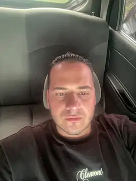 Snapshot of Pablo_EscobarGomez chatting on 1, 2, 2026 Pablo EscobarGomez online show from 1, 2, 2026