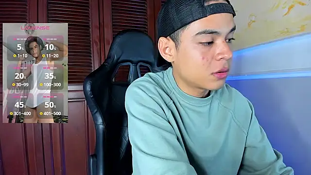 Snapshot of edy_play chatting on 13, 10, 2025 edy play online show from 13, 10, 2025