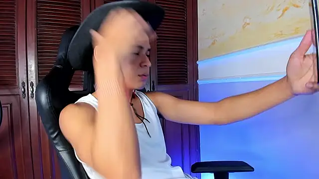 Snapshot of edy_play chatting on 21, 10, 2025 edy play online show from 21, 10, 2025