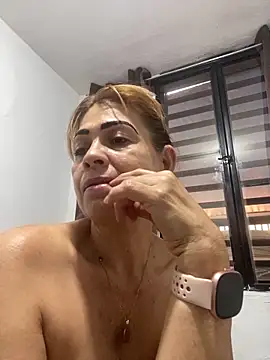 Sexysquirtmommy online show from 9, 5, 2026