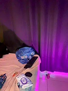 Snapshot of Lady_Dirty444 chatting on 13, 10, 2025 Lady Dirty444 online show from 13, 10, 2025