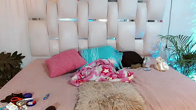 Snapshot of Lady_Dirty444 chatting on 14, 12, 2025 Lady Dirty444 online show from 14, 12, 2025