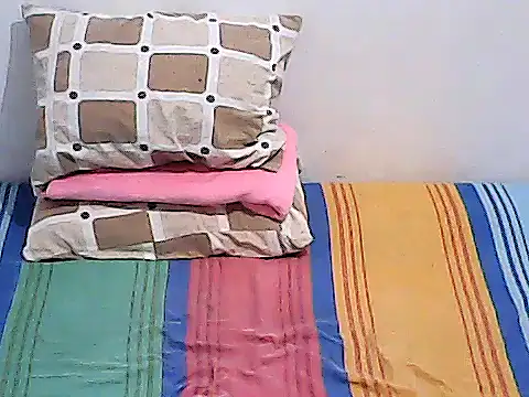 Sweetyummybabygirl online show from 5, 6, 2026