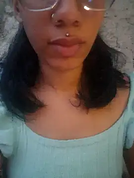 Snapshot of RavenShyfit chatting on 19, 11, 2025 RavenShyfit online show from 19, 11, 2025