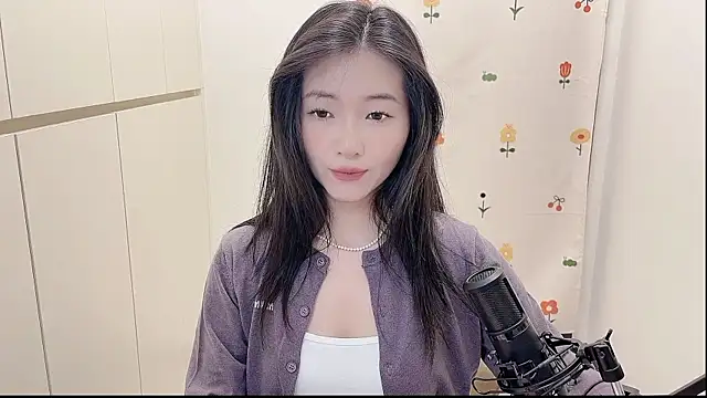 Rosalind xixi online show from 20, 9, 2025