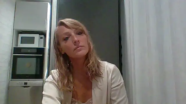 Snapshot of Vexxaa chatting on 27, 9, 2025 Vexxaa online show from 27, 9, 2025