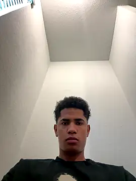 fuego01 online show from 20, 10, 2025