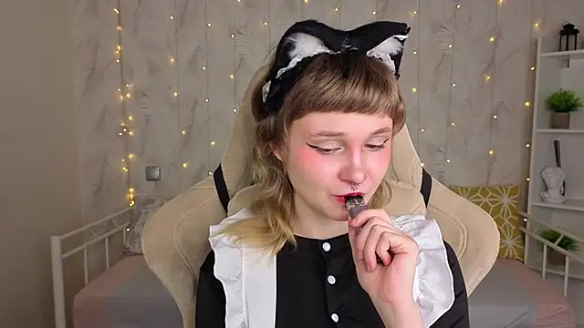 Tori Cutie online show from 5, 5, 2026