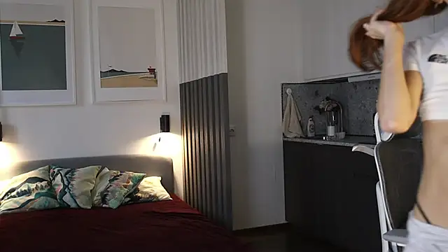 Snapshot of soguesswhat chatting on 15, 10, 2025 soguesswhat online show from 15, 10, 2025