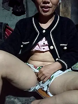 Snapshot of TinTin321 chatting on 6, 1, 2026 TinTin321 online show from 6, 1, 2026