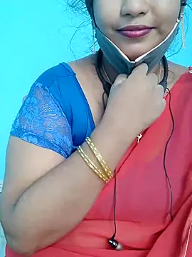 Snapshot of yelmaji91 chatting on 10, 10, 2025 yelmaji91 online show from 10, 10, 2025