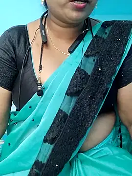 Snapshot of yelmaji91 chatting on 21, 10, 2025 yelmaji91 online show from 21, 10, 2025