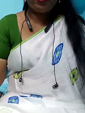 Snapshot of yelmaji91 chatting on 22, 10, 2025 yelmaji91 online show from 22, 10, 2025