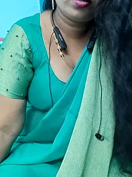 Snapshot of yelmaji91 chatting on 23, 10, 2025 yelmaji91 online show from 23, 10, 2025