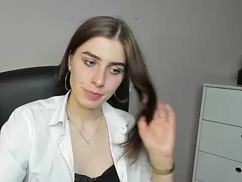 Snapshot of dreamPIA chatting on 21, 10, 2025 dreamPIA online show from 21, 10, 2025