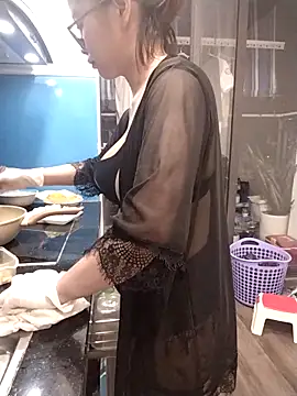 Linh linh01 online show from 18, 12, 2025