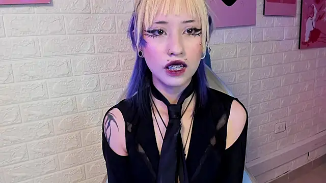 Hannahpage online show from 21, 11, 2025