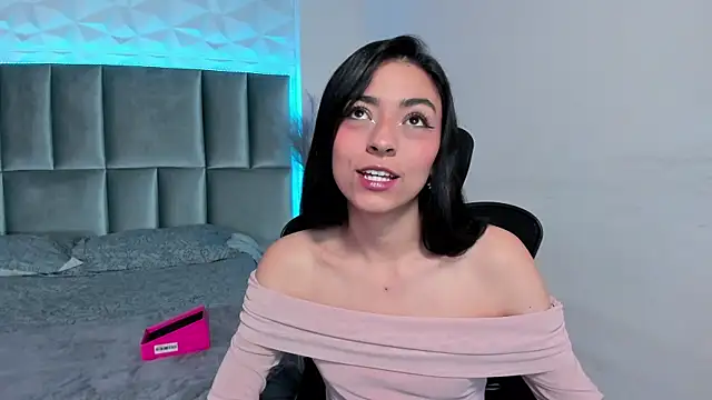 canelleGarces online show from 26, 9, 2025