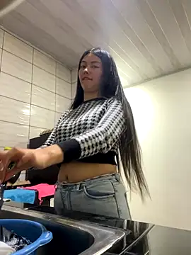 Snapshot of Tamygh_ chatting on 12, 11, 2025 Tamygh online show from 12, 11, 2025