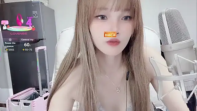 twlilybae online show from 11, 1, 2026