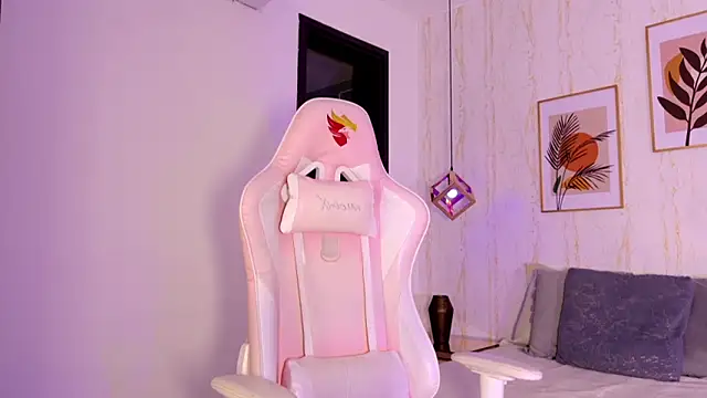 Ayleen Dunkan online show from 26, 9, 2025