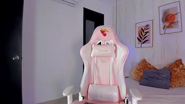 Ayleen Dunkan online show from 30, 11, 2025