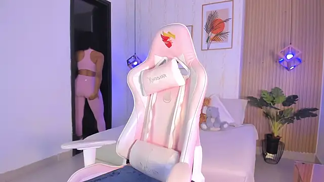 Ayleen Dunkan online show from 14, 1, 2026